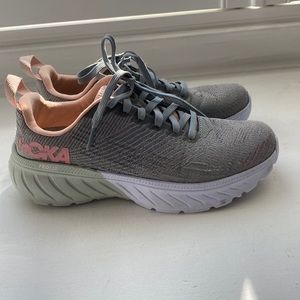Hoka Mach 3